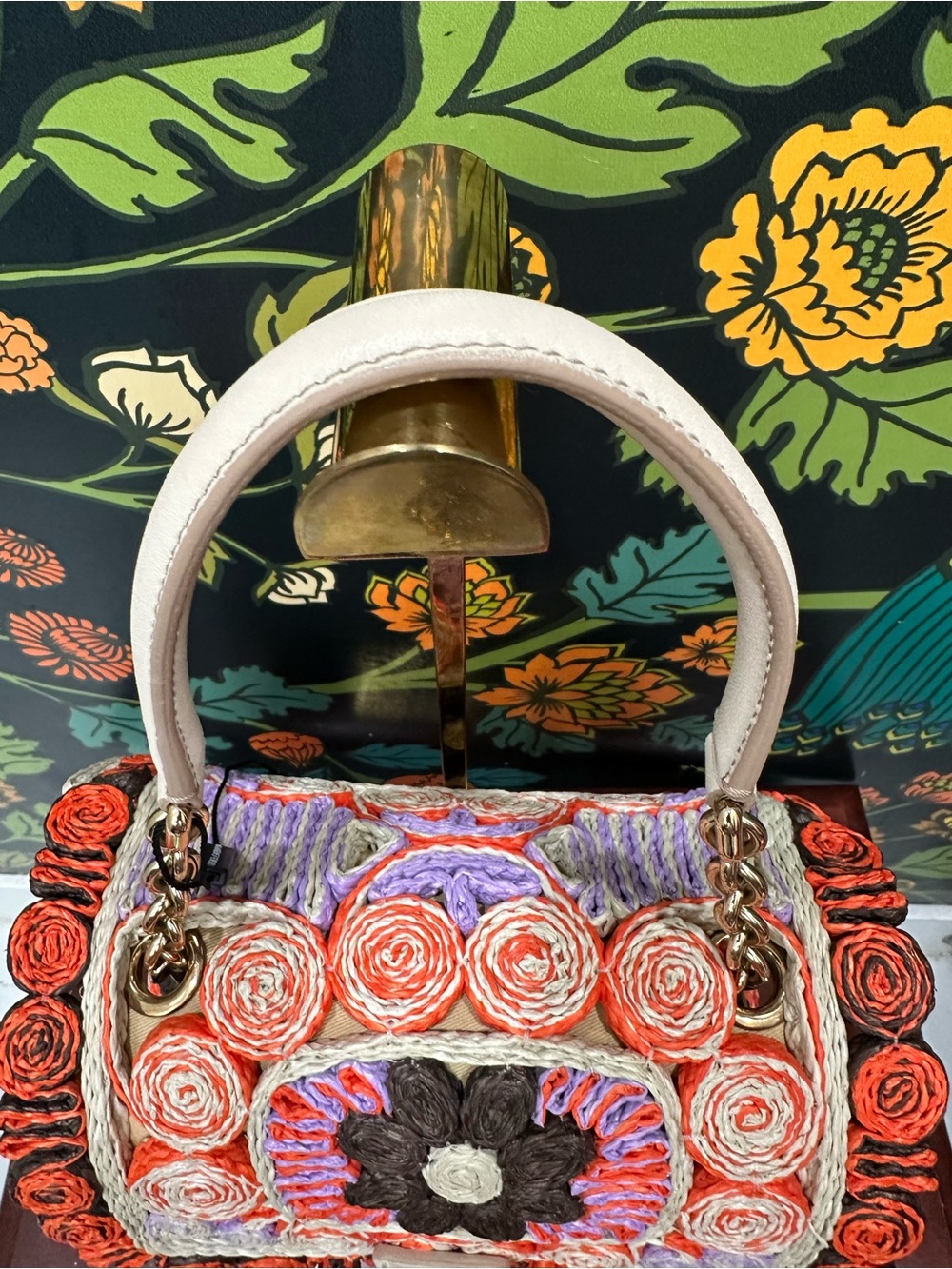 Dolce & Gabbana Miss Dolce Runway Raffia Floral Bag SS2013 Milan Runway - Picture 8 of 17